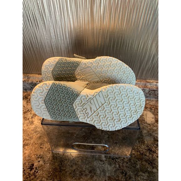 Mens Nike Metcon Sz 8 GRAY Training Athletic - Picture 8 of 8